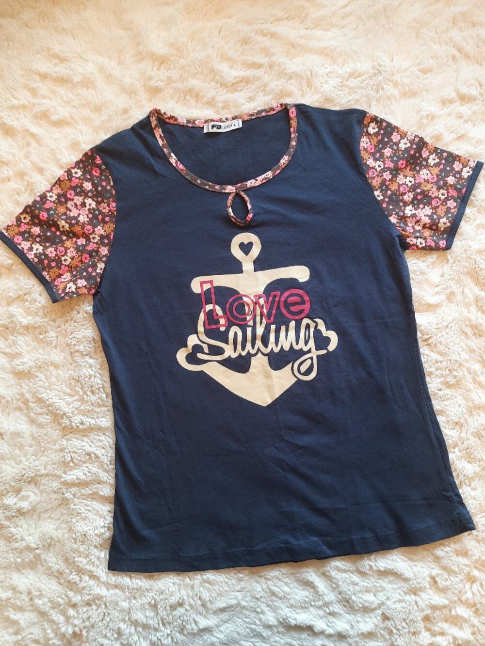 FB Sister Short-sleeve T-shirt